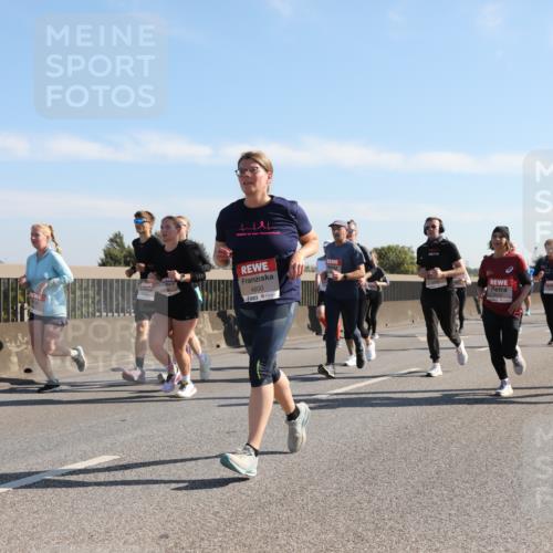 03.10.2025 - Köhlbrandbrückenlauf Yannick Fuchs http://msf.ph/oto/9179979 03.10.2025 11:20:29 Position 3 4600 meine-sportfotos.de