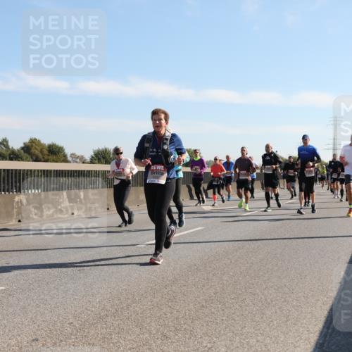 03.10.2025 - Köhlbrandbrückenlauf Yannick Fuchs http://msf.ph/oto/9180006 03.10.2025 11:20:33 Position 3 5037 meine-sportfotos.de