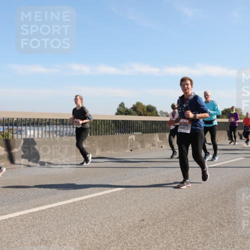 03.10.2025 - Köhlbrandbrückenlauf Yannick Fuchs http://msf.ph/oto/9180010 03.10.2025 11:20:33 Position 3 6416, 5037 meine-sportfotos.de