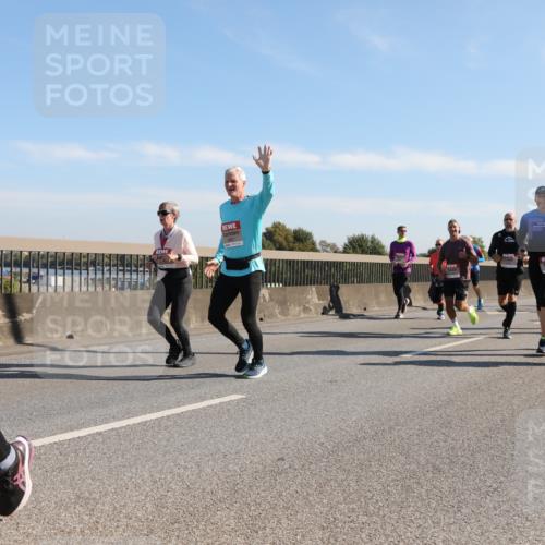 03.10.2025 - Köhlbrandbrückenlauf Yannick Fuchs http://msf.ph/oto/9180023 03.10.2025 11:20:34 Position 3  meine-sportfotos.de