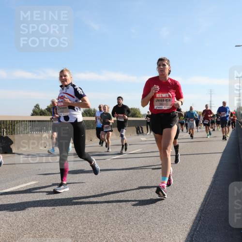 03.10.2025 - Köhlbrandbrückenlauf Yannick Fuchs http://msf.ph/oto/9180050 03.10.2025 11:20:37 Position 3 5031, 5931 meine-sportfotos.de
