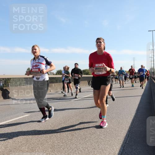 03.10.2025 - Köhlbrandbrückenlauf Yannick Fuchs http://msf.ph/oto/9180053 03.10.2025 11:20:38 Position 3 5031, 5931 meine-sportfotos.de
