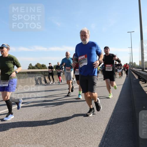 03.10.2025 - Köhlbrandbrückenlauf Yannick Fuchs http://msf.ph/oto/9180087 03.10.2025 11:20:42 Position 3 6070, 5053 meine-sportfotos.de