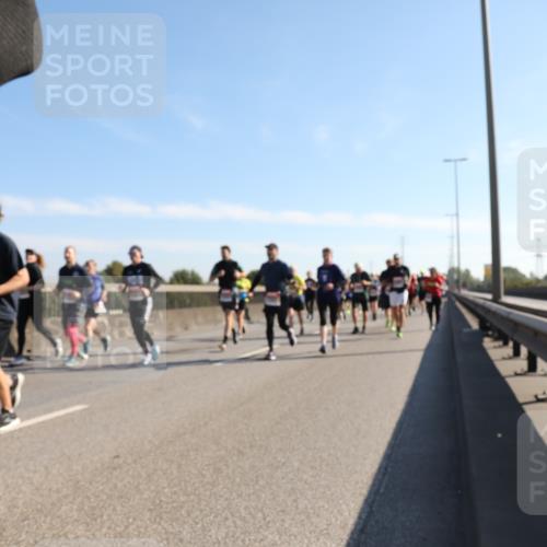 03.10.2025 - Köhlbrandbrückenlauf Yannick Fuchs http://msf.ph/oto/9180101 03.10.2025 11:20:43 Position 3  meine-sportfotos.de