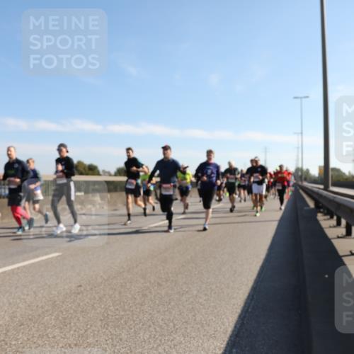 03.10.2025 - Köhlbrandbrückenlauf Yannick Fuchs http://msf.ph/oto/9180107 03.10.2025 11:20:43 Position 3  meine-sportfotos.de