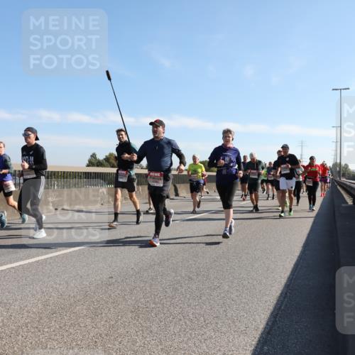 03.10.2025 - Köhlbrandbrückenlauf Yannick Fuchs http://msf.ph/oto/9180108 03.10.2025 11:20:44 Position 3  meine-sportfotos.de