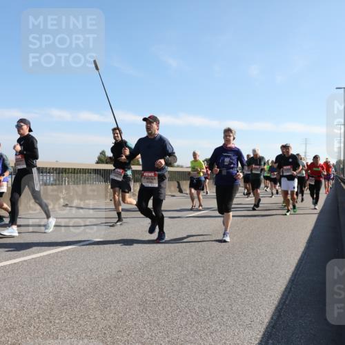 03.10.2025 - Köhlbrandbrückenlauf Yannick Fuchs http://msf.ph/oto/9180111 03.10.2025 11:20:44 Position 3 6189 meine-sportfotos.de