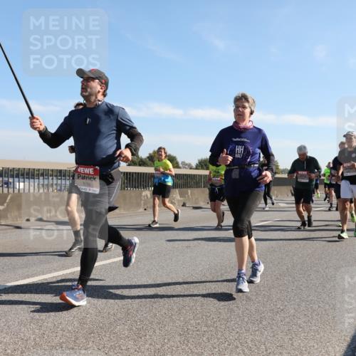 03.10.2025 - Köhlbrandbrückenlauf Yannick Fuchs http://msf.ph/oto/9180117 03.10.2025 11:20:45 Position 3 6189 meine-sportfotos.de