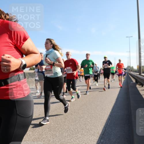 03.10.2025 - Köhlbrandbrückenlauf Yannick Fuchs http://msf.ph/oto/9180146 03.10.2025 11:20:48 Position 3 4743 meine-sportfotos.de