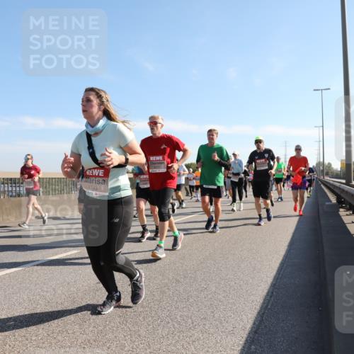 03.10.2025 - Köhlbrandbrückenlauf Yannick Fuchs http://msf.ph/oto/9180148 03.10.2025 11:20:48 Position 3 4743, 6177 meine-sportfotos.de