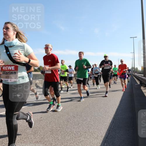 03.10.2025 - Köhlbrandbrückenlauf Yannick Fuchs http://msf.ph/oto/9180149 03.10.2025 11:20:48 Position 3 4743 meine-sportfotos.de