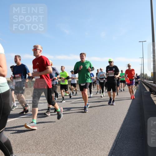 03.10.2025 - Köhlbrandbrückenlauf Yannick Fuchs http://msf.ph/oto/9180151 03.10.2025 11:20:49 Position 3 4743 meine-sportfotos.de
