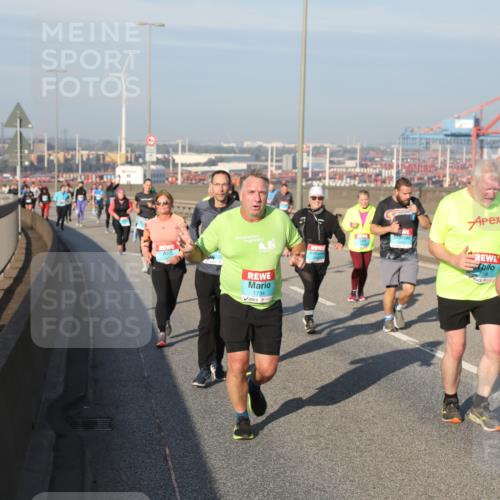 03.10.2025 - Köhlbrandbrückenlauf Yannick Fuchs http://msf.ph/oto/9180187 03.10.2025 08:53:51 Position 2 1734 meine-sportfotos.de