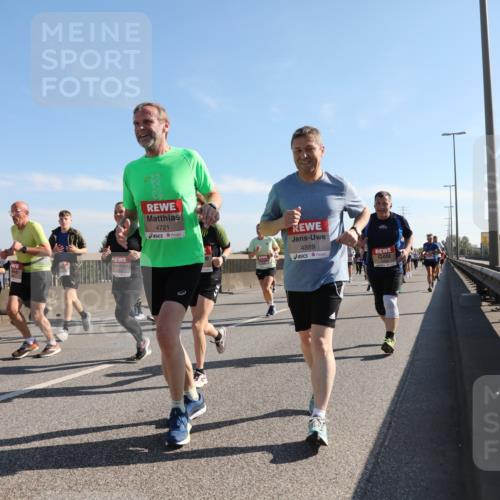 03.10.2025 - Köhlbrandbrückenlauf Yannick Fuchs http://msf.ph/oto/9180202 03.10.2025 11:20:53 Position 3 4721, 4889 meine-sportfotos.de