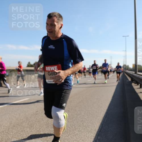 03.10.2025 - Köhlbrandbrückenlauf Yannick Fuchs http://msf.ph/oto/9180216 03.10.2025 11:20:54 Position 3 5960, 25 meine-sportfotos.de