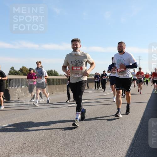 03.10.2025 - Köhlbrandbrückenlauf Yannick Fuchs http://msf.ph/oto/9180261 03.10.2025 11:20:58 Position 3 6818 meine-sportfotos.de