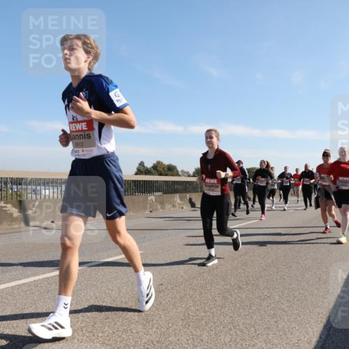 03.10.2025 - Köhlbrandbrückenlauf Yannick Fuchs http://msf.ph/oto/9180290 03.10.2025 11:21:01 Position 3 6, 5812 meine-sportfotos.de
