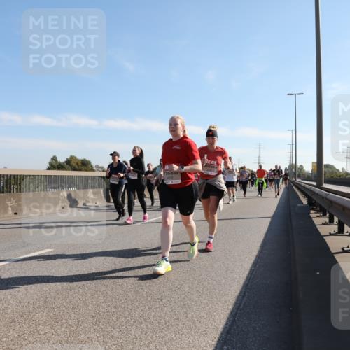 03.10.2025 - Köhlbrandbrückenlauf Yannick Fuchs http://msf.ph/oto/9180302 03.10.2025 11:21:02 Position 3 4812, 5141 meine-sportfotos.de