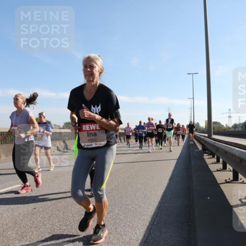 03.10.2025 - Köhlbrandbrückenlauf Yannick Fuchs http://msf.ph/oto/9180331 03.10.2025 11:21:08 Position 3 4950 meine-sportfotos.de