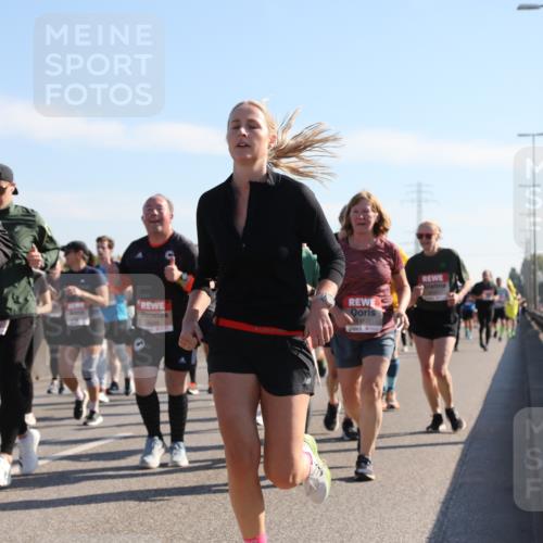 03.10.2025 - Köhlbrandbrückenlauf Yannick Fuchs http://msf.ph/oto/9180364 03.10.2025 11:21:12 Position 3 6439, 5167 meine-sportfotos.de