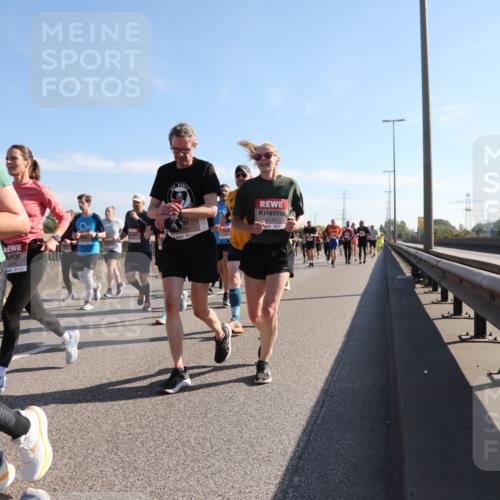 03.10.2025 - Köhlbrandbrückenlauf Yannick Fuchs http://msf.ph/oto/9180386 03.10.2025 11:21:15 Position 3 5137 meine-sportfotos.de