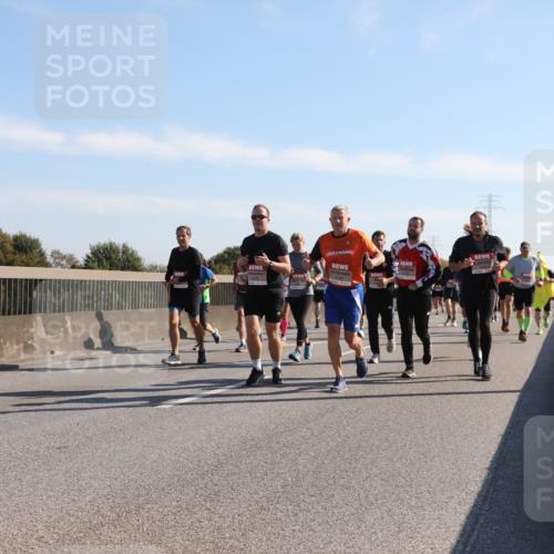 03.10.2025 - Köhlbrandbrückenlauf Yannick Fuchs http://msf.ph/oto/9180420 03.10.2025 11:21:19 Position 3 5858 meine-sportfotos.de