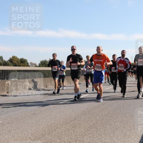 03.10.2025 - Köhlbrandbrückenlauf Yannick Fuchs http://msf.ph/oto/9180424 03.10.2025 11:21:19 Position 3  meine-sportfotos.de