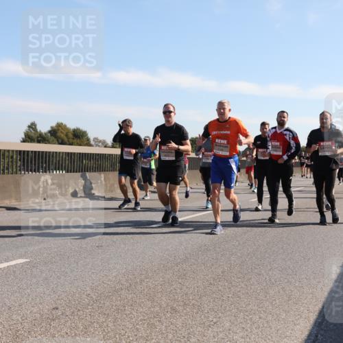 03.10.2025 - Köhlbrandbrückenlauf Yannick Fuchs http://msf.ph/oto/9180427 03.10.2025 11:21:20 Position 3  meine-sportfotos.de