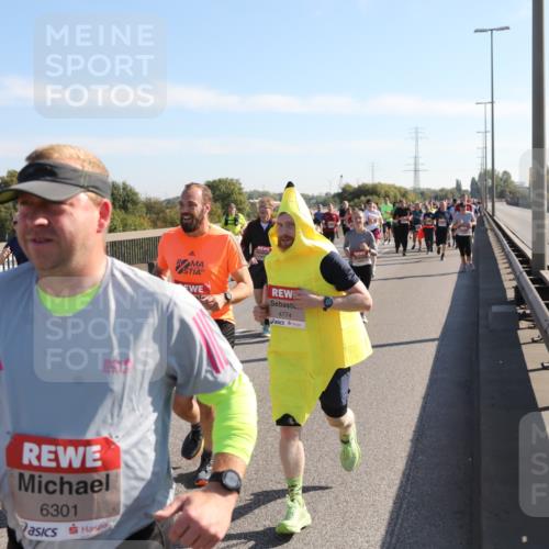 03.10.2025 - Köhlbrandbrückenlauf Yannick Fuchs http://msf.ph/oto/9180457 03.10.2025 11:21:25 Position 3 4774, 6301 meine-sportfotos.de