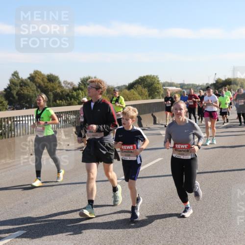 03.10.2025 - Köhlbrandbrückenlauf Yannick Fuchs http://msf.ph/oto/9180477 03.10.2025 11:21:27 Position 3 6599, 6598, 4469 meine-sportfotos.de