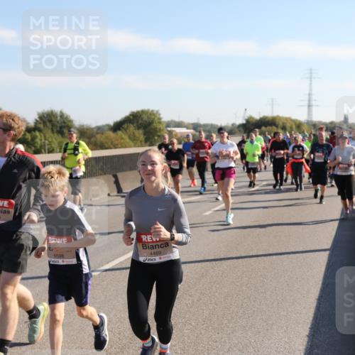 03.10.2025 - Köhlbrandbrückenlauf Yannick Fuchs http://msf.ph/oto/9180481 03.10.2025 11:21:27 Position 3 6599, 6598, 4469 meine-sportfotos.de