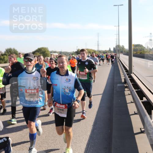 03.10.2025 - Köhlbrandbrückenlauf Yannick Fuchs http://msf.ph/oto/9180533 03.10.2025 11:21:33 Position 3 4306, 5700 meine-sportfotos.de