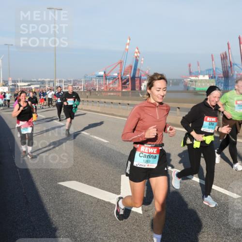 03.10.2025 - Köhlbrandbrückenlauf Yannick Fuchs http://msf.ph/oto/9180562 03.10.2025 08:54:57 Position 2 1263, 3399 meine-sportfotos.de