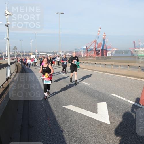 03.10.2025 - Köhlbrandbrückenlauf Yannick Fuchs http://msf.ph/oto/9180564 03.10.2025 08:54:58 Position 2 1263 meine-sportfotos.de