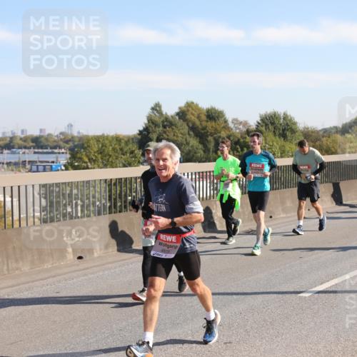 03.10.2025 - Köhlbrandbrückenlauf Yannick Fuchs http://msf.ph/oto/9180580 03.10.2025 11:21:38 Position 3 6573 meine-sportfotos.de