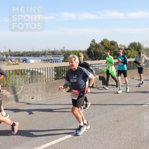 03.10.2025 - Köhlbrandbrückenlauf Yannick Fuchs http://msf.ph/oto/9180584 03.10.2025 11:21:38 Position 3 72, 6573 meine-sportfotos.de