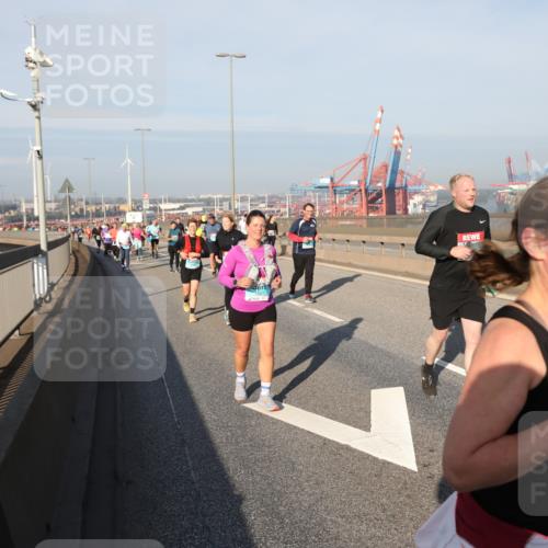 03.10.2025 - Köhlbrandbrückenlauf Yannick Fuchs http://msf.ph/oto/9180588 03.10.2025 08:55:00 Position 2  meine-sportfotos.de