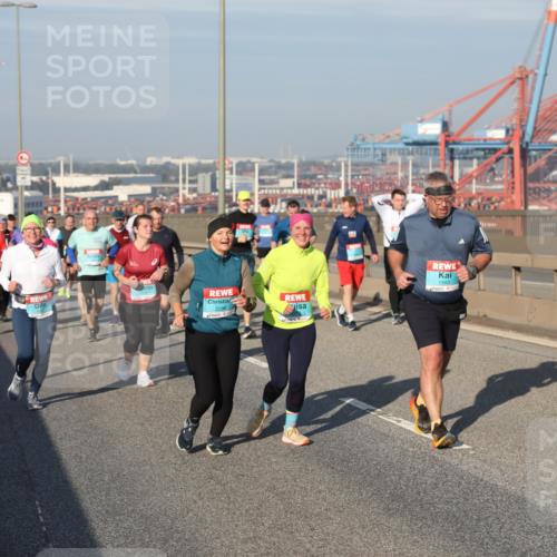 03.10.2025 - Köhlbrandbrückenlauf Yannick Fuchs http://msf.ph/oto/9180624 03.10.2025 08:55:05 Position 2 1993 meine-sportfotos.de