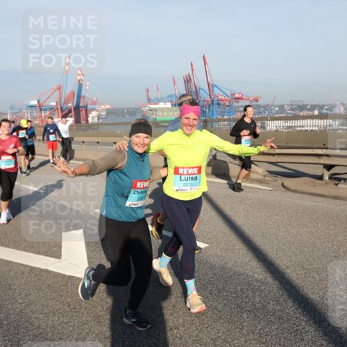 03.10.2025 - Köhlbrandbrückenlauf Yannick Fuchs http://msf.ph/oto/9180653 03.10.2025 08:55:08 Position 2 2213 meine-sportfotos.de