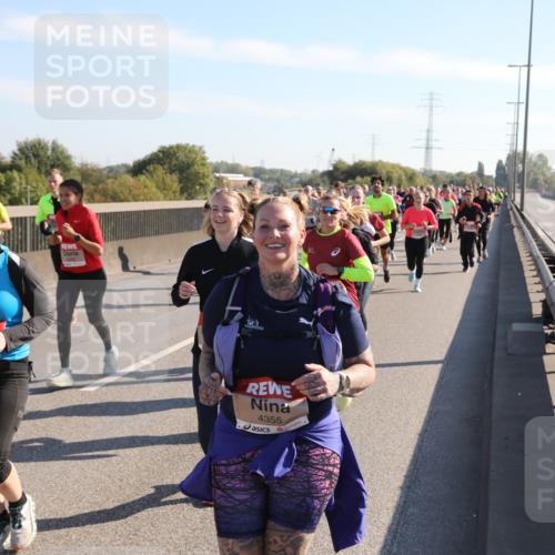 03.10.2025 - Köhlbrandbrückenlauf Yannick Fuchs http://msf.ph/oto/9180660 03.10.2025 11:21:46 Position 3 4701, 4355 meine-sportfotos.de