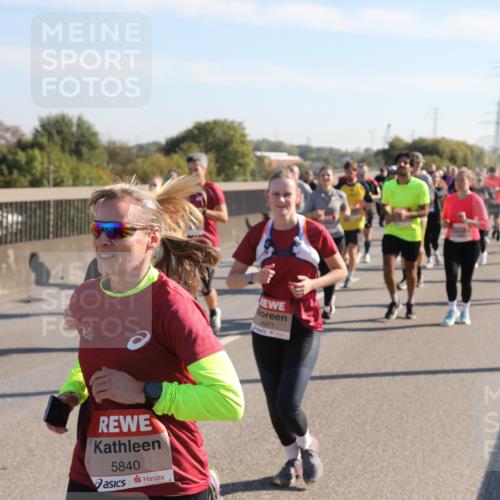 03.10.2025 - Köhlbrandbrückenlauf Yannick Fuchs http://msf.ph/oto/9180676 03.10.2025 11:21:47 Position 3 5840, 4971 meine-sportfotos.de