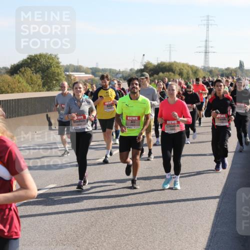 03.10.2025 - Köhlbrandbrückenlauf Yannick Fuchs http://msf.ph/oto/9180682 03.10.2025 11:21:48 Position 3 4971, 5869 meine-sportfotos.de