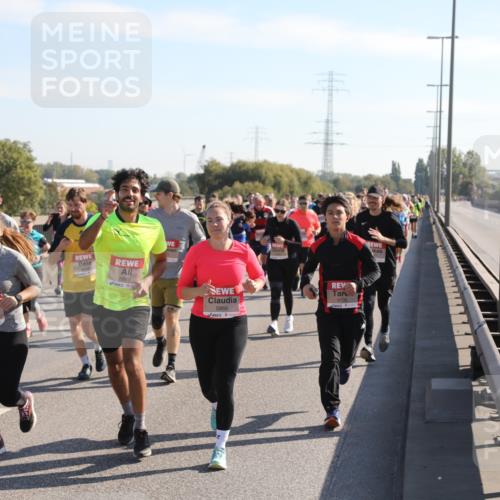 03.10.2025 - Köhlbrandbrückenlauf Yannick Fuchs http://msf.ph/oto/9180688 03.10.2025 11:21:49 Position 3 5868, 5869, 5866, 4736 meine-sportfotos.de