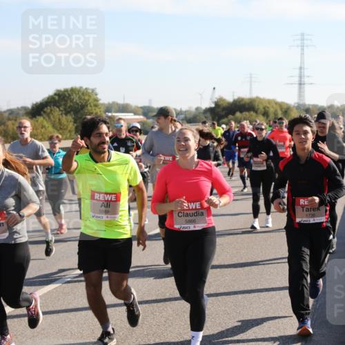 03.10.2025 - Köhlbrandbrückenlauf Yannick Fuchs http://msf.ph/oto/9180694 03.10.2025 11:21:49 Position 3 5868, 5869, 5866, 4736 meine-sportfotos.de