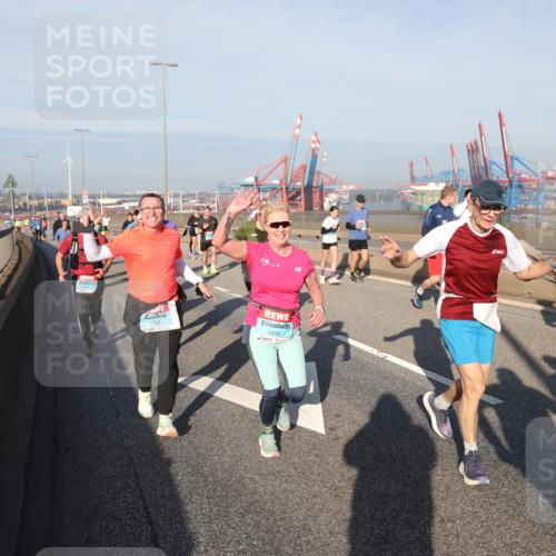 03.10.2025 - Köhlbrandbrückenlauf Yannick Fuchs http://msf.ph/oto/9180704 03.10.2025 08:55:13 Position 2 1436 meine-sportfotos.de