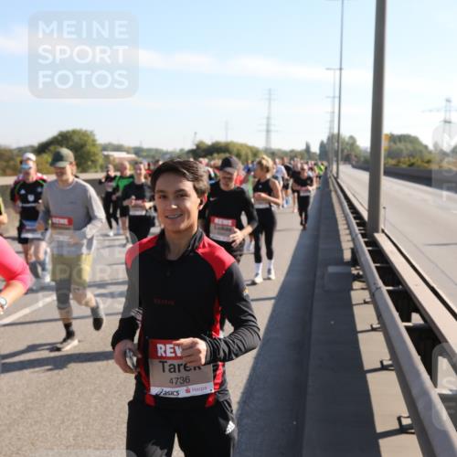 03.10.2025 - Köhlbrandbrückenlauf Yannick Fuchs http://msf.ph/oto/9180710 03.10.2025 11:21:51 Position 3 5866, 4736 meine-sportfotos.de