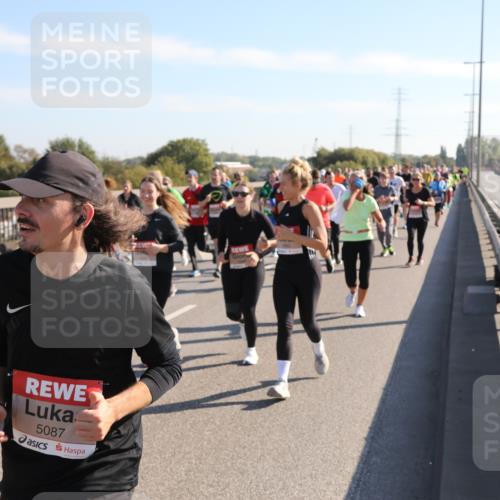 03.10.2025 - Köhlbrandbrückenlauf Yannick Fuchs http://msf.ph/oto/9180729 03.10.2025 11:21:52 Position 3 5087 meine-sportfotos.de