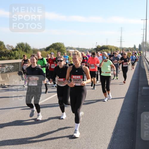 03.10.2025 - Köhlbrandbrückenlauf Yannick Fuchs http://msf.ph/oto/9180733 03.10.2025 11:21:52 Position 3 4489, 4982 meine-sportfotos.de