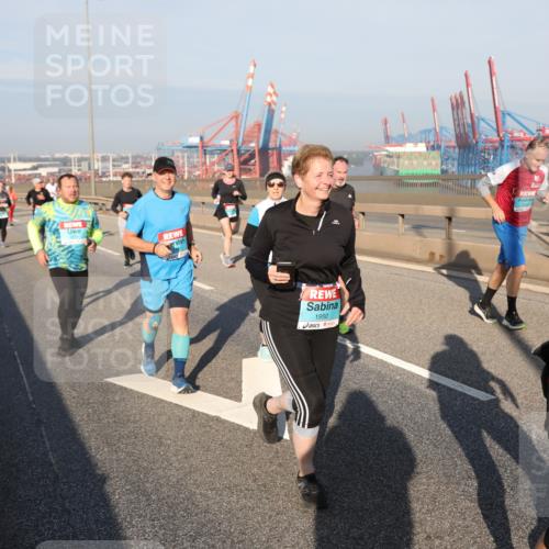 03.10.2025 - Köhlbrandbrückenlauf Yannick Fuchs http://msf.ph/oto/9180748 03.10.2025 08:55:17 Position 2 1950 meine-sportfotos.de