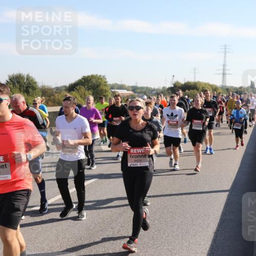 03.10.2025 - Köhlbrandbrückenlauf Yannick Fuchs http://msf.ph/oto/9180767 03.10.2025 11:21:55 Position 3 5543, 5891, 6474 meine-sportfotos.de